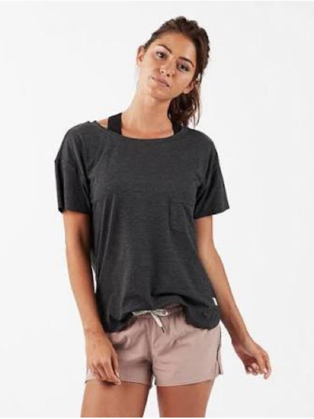 Vuori Lux Performance Tee Short Sleeve Pocket Athletic Top - Charcoal Gray